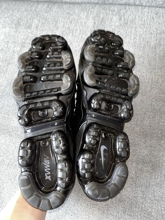 Buty Sneakersy Nike Air Vapormax Plus Triple Black