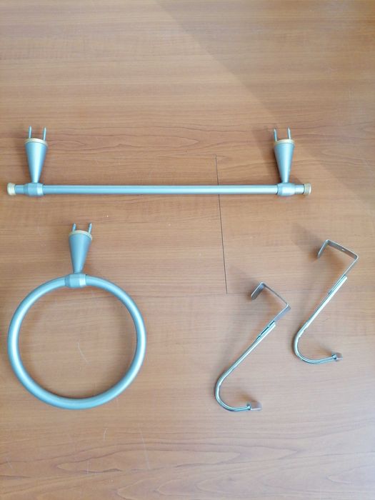 Toalheiros wc em bom estado