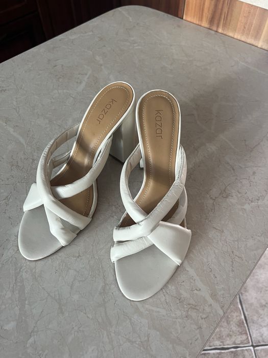 Buty , klapki Kazar 39