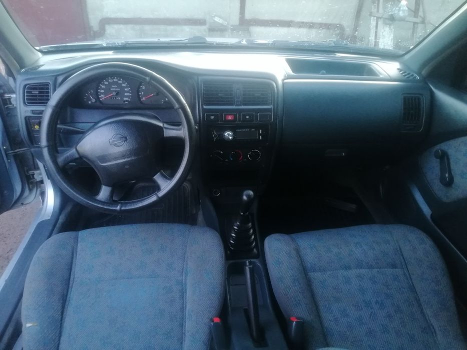 Nissan Almera N15 1996