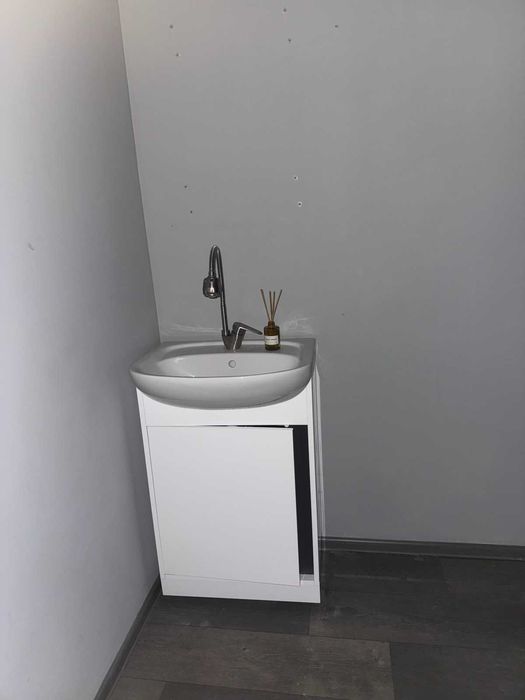 Здам приміщення 21м2, 1 поверх, з водою, вул. Р.Окіпної, м Лівобережна