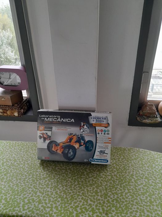 Vendo Jogo Laboratório de Mecânica muito bonito como novo