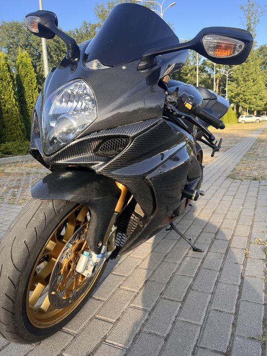Продам suzuki gsxr 1000 k7-k8