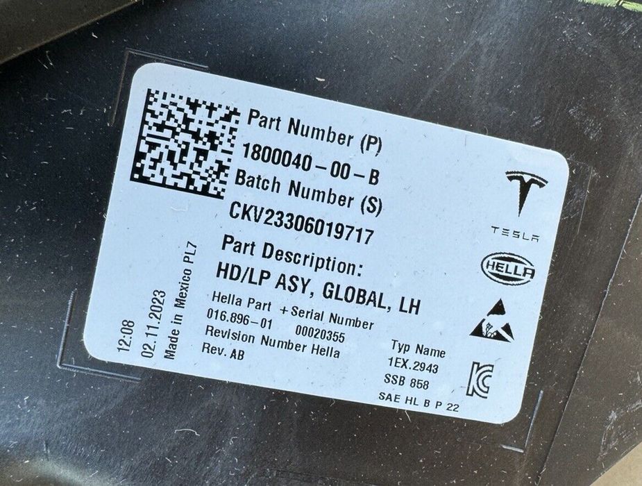 Матричные фары Tesla Model X 2023-2026: 1 275 $ - Передние фары