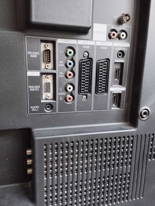 Telewizor Sharp LC-37D44E-GY plus dekoder DVB-T