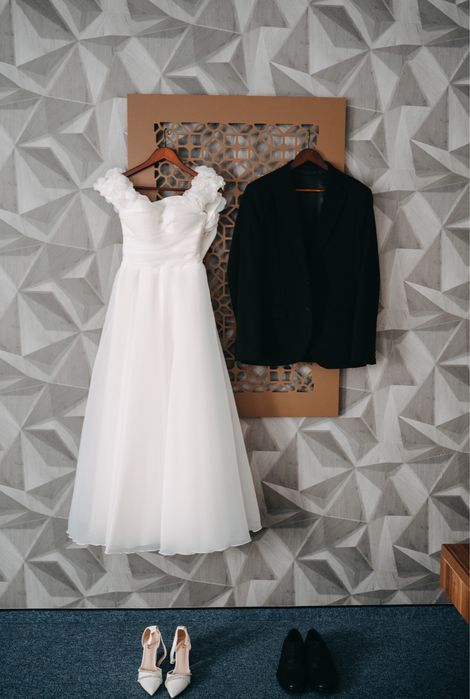 Сукня весільна та халатик