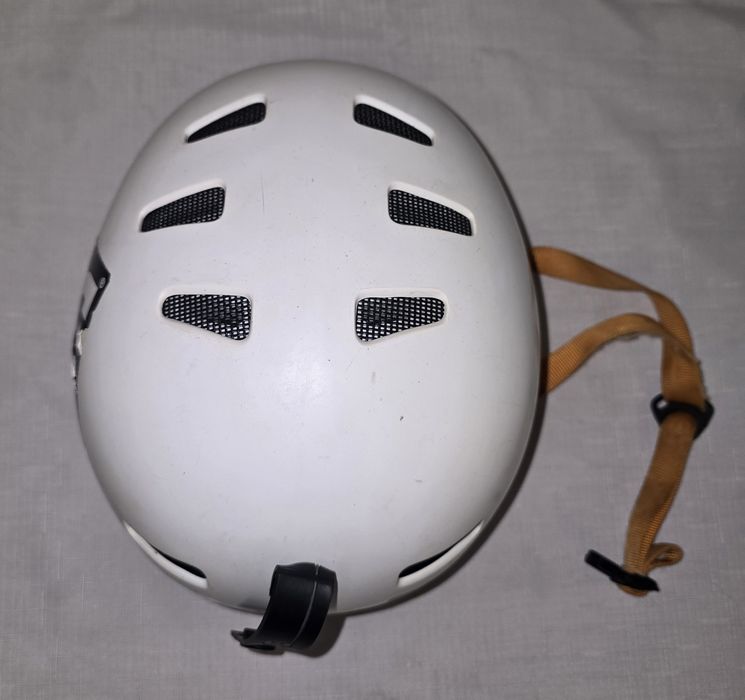 kask narciarski TSG model Gravity