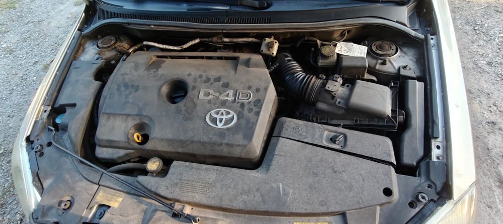 Toyota Avensis t25 D4D 2.2