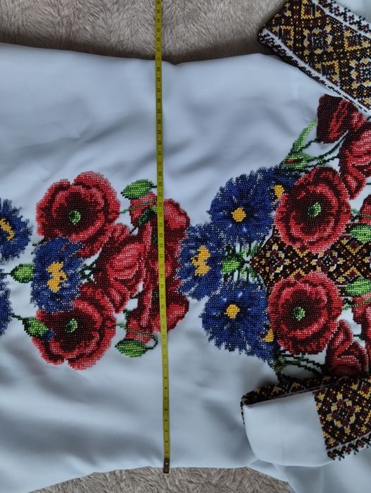Плаття вишите бісером