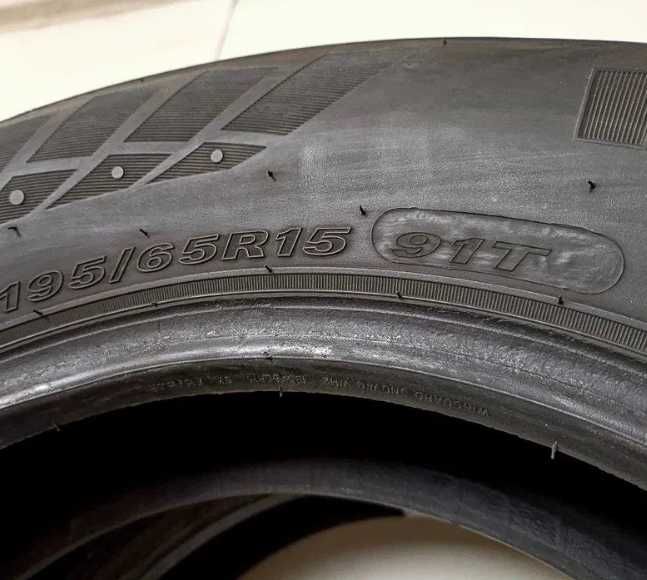 Пара шин б/у 195/65R15 91T Nexen WinGuard Snow G WH2