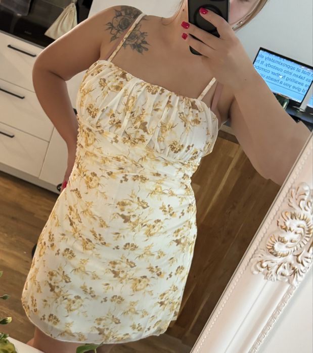 Sukienka damska w kwiaty