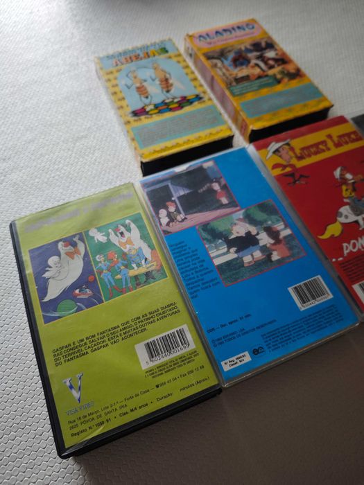 Conjunto de cassetes VHS infantis (Anos 90) - Português/Espanhol