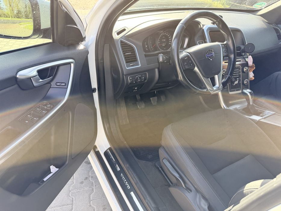 Sprzedam Volvo XC60 2.0 D PRYWATNE