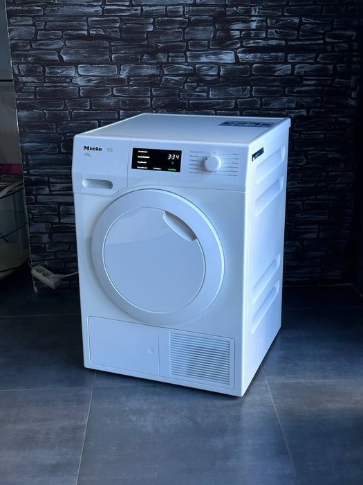Сушильна машина Miele TCE 630 Рік 2024 Honeycomb