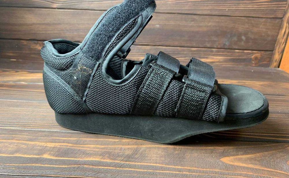 Ортопедичне взуття на гіпс