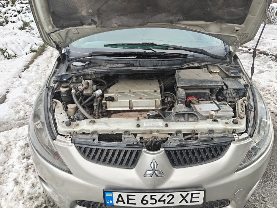 Mitsubishi Grandis 2.4 газ/бензин