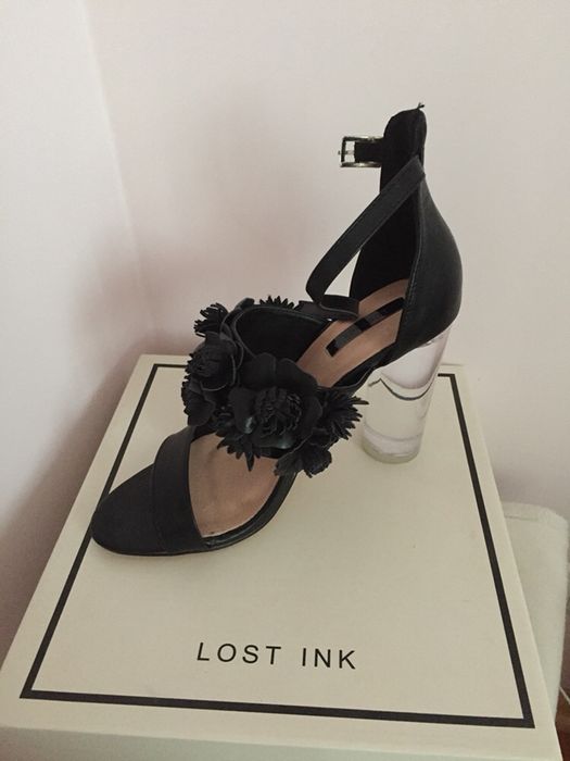 Босоніжки жіночі чорні 39 розмір