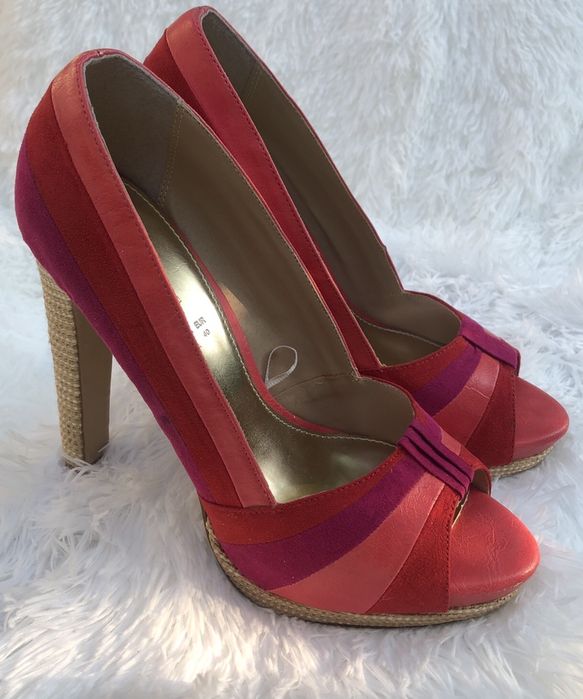 sliczne buty na obcasie Love Label