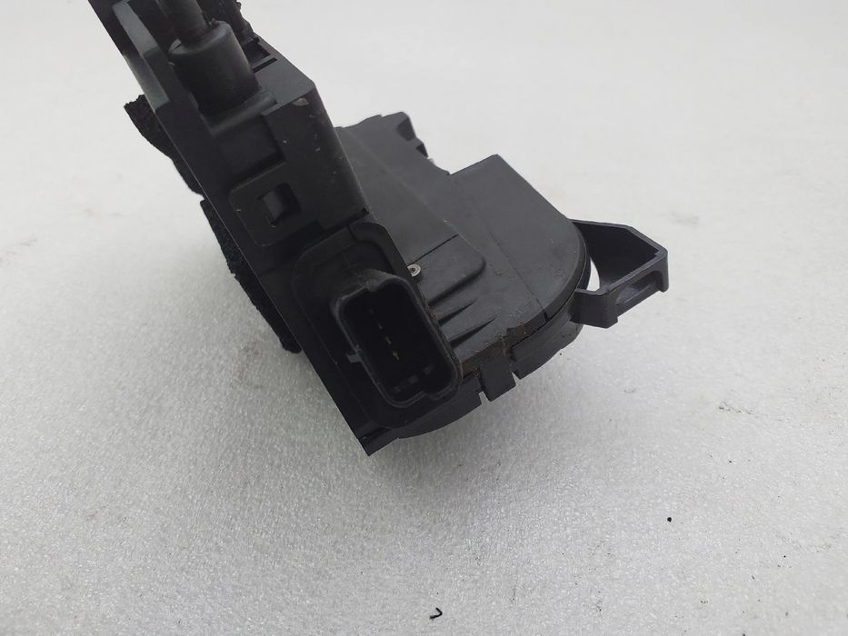 Fechadura / fecho porta frente esquerdo RENAULT Clio IV (BH_)