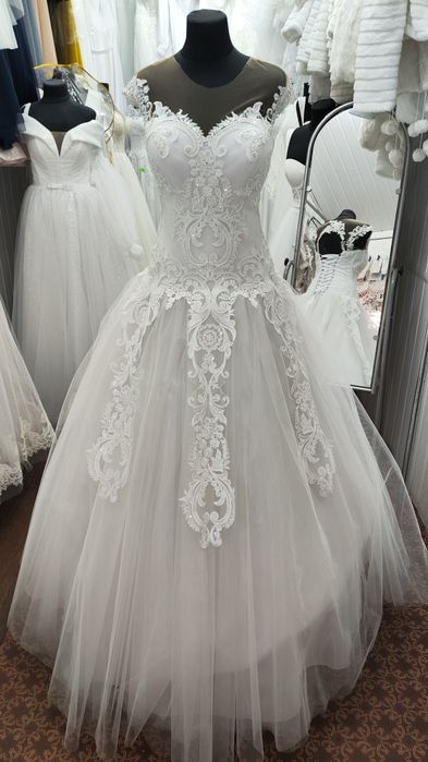 Расспродажа свадебных платьев