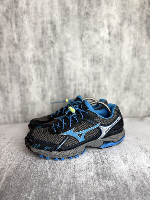 Кросівки чоловічі Mizuno Wave Ascend 41(26.5)