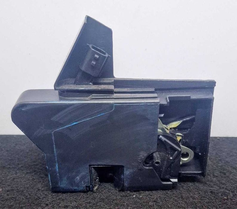 Fechadura / Fecho Porta Trás Esquerdo 825033585RD - DACIA LOGAN MCV II