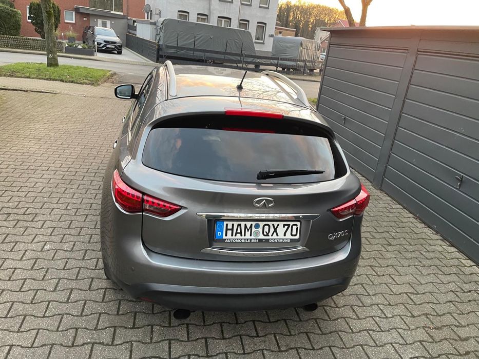 Infiniti QX70 | SUV 4X4 | 3.0 d | PREMIUM | AUTOMAT 238 km