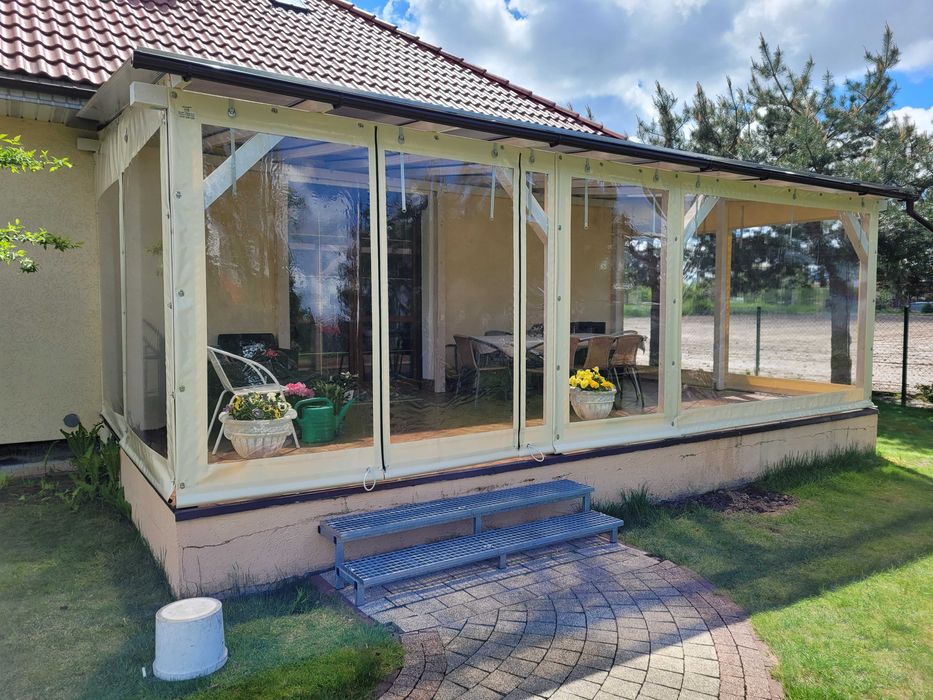 Zabudowy tarasu, plandeki, altany, folie tarasowe.