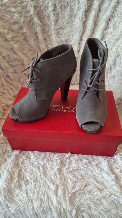 Полуботинки женские LOFT