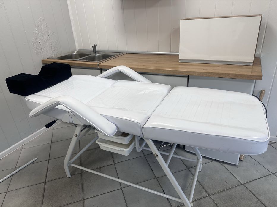 Sprzedam zestaw mebli