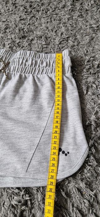 Krótkie spodenki Only Play rozmiar 36