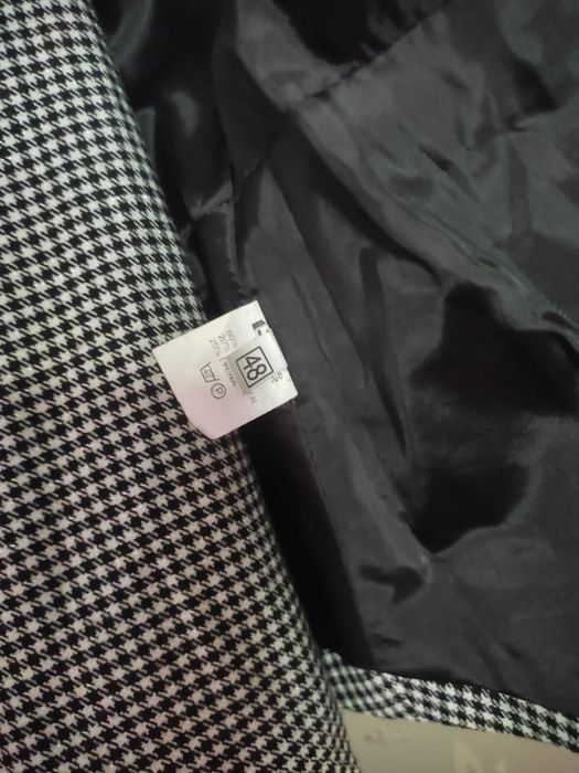 Продам женский костюм