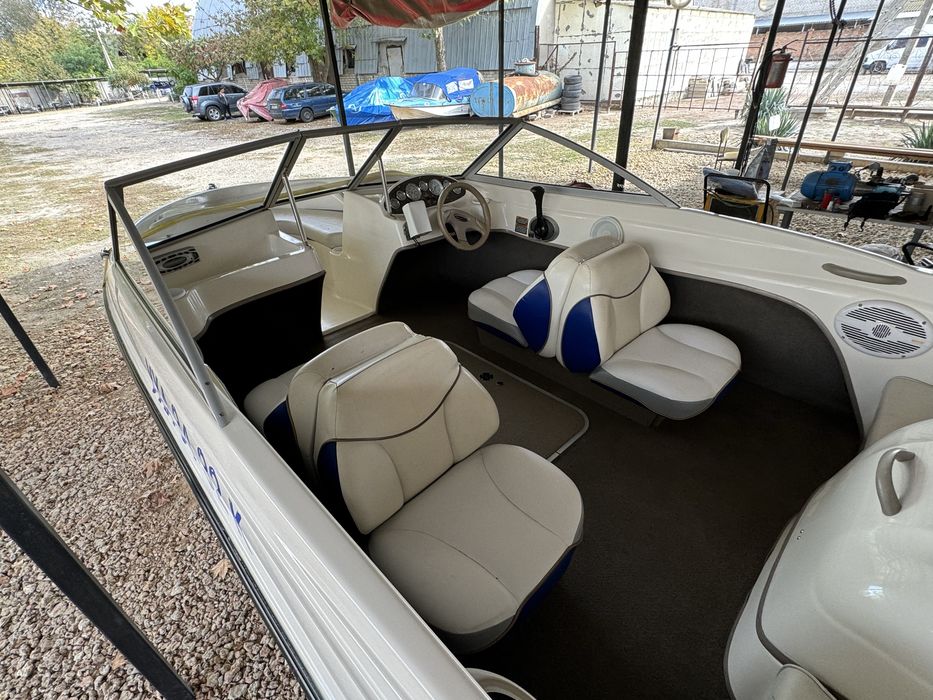 Лодка Bayliner 175