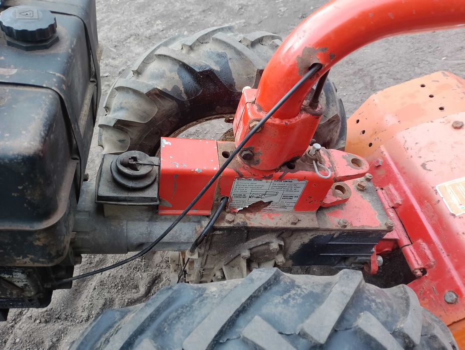 Ciągnik jedno osiowy Goldoni glebogryzarka Diesel 7 KM Lombardini 530