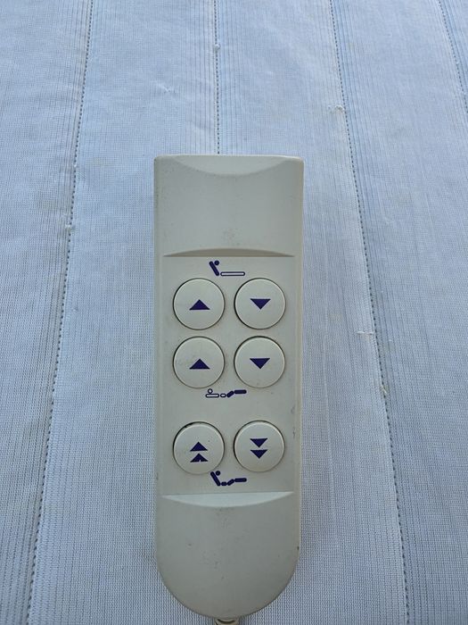 Cama Casal articulada com comando