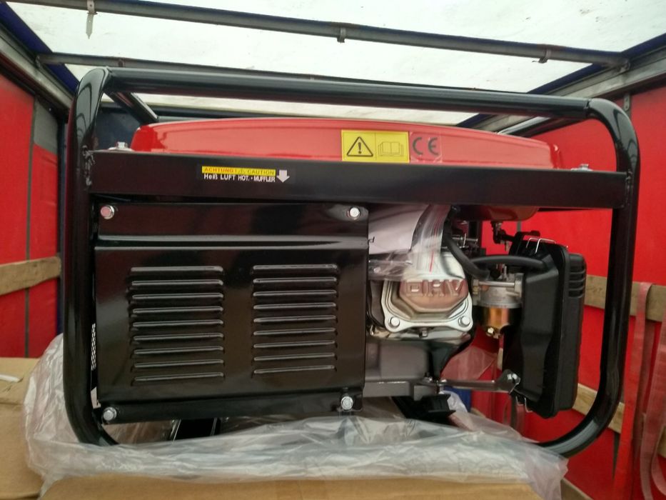 Геренатор бензиновий Hyundai 2500/3000 кВт