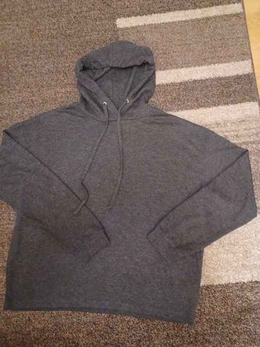 Bluza w rozmiarze L