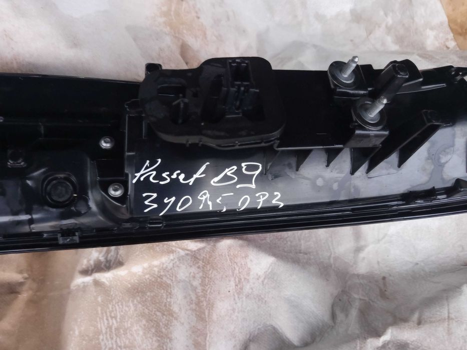 Lampa Tylna Blenda klapy VW Volkswagen Passat B9 Kombi 3J0.945.093