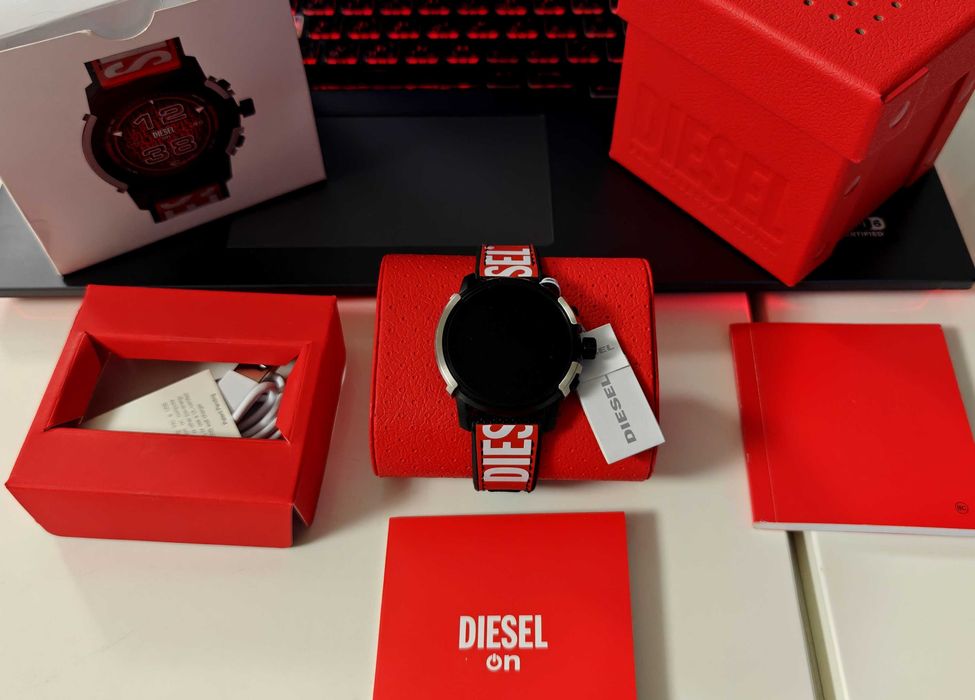 НОВЫЕ ! Брутальные мужские часы DIESEL On NYLON DZT2041 48mm !