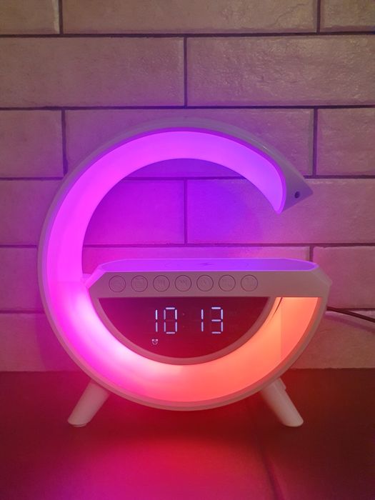 Продаю лампу,нічник з бездротовою зарядкою