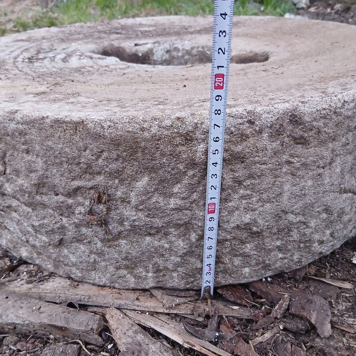 Kamień Młyński 60 CM
