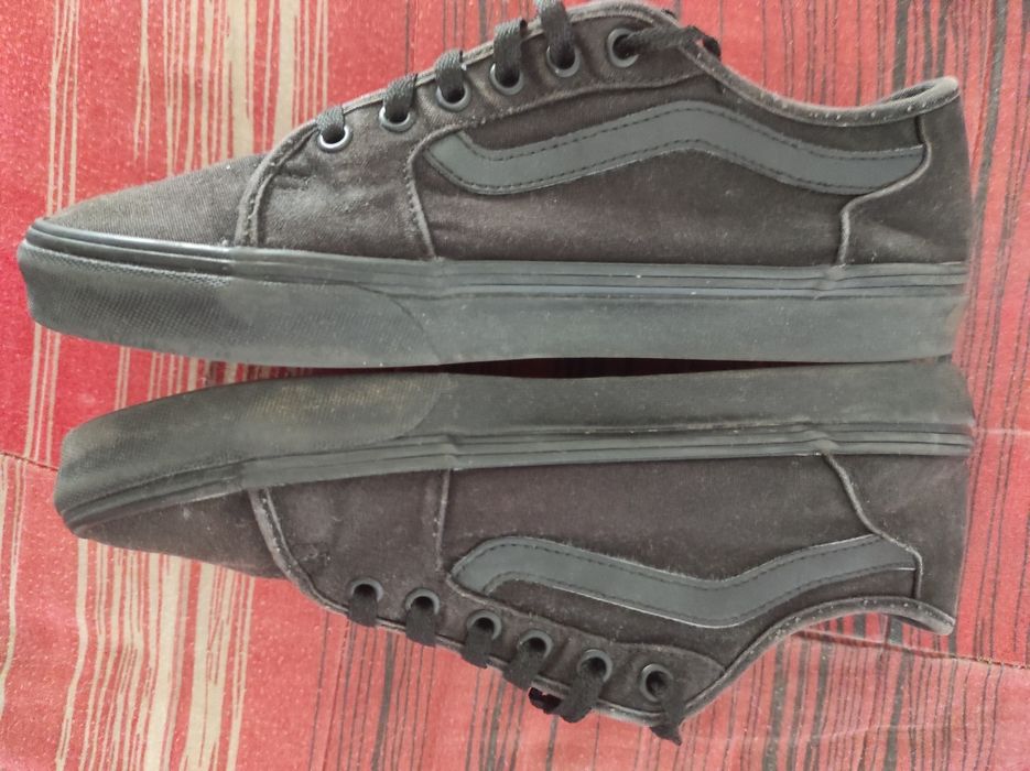 Vans baixos preto 42