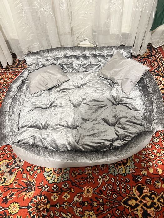 Продам лежанку для великих та середніх собак