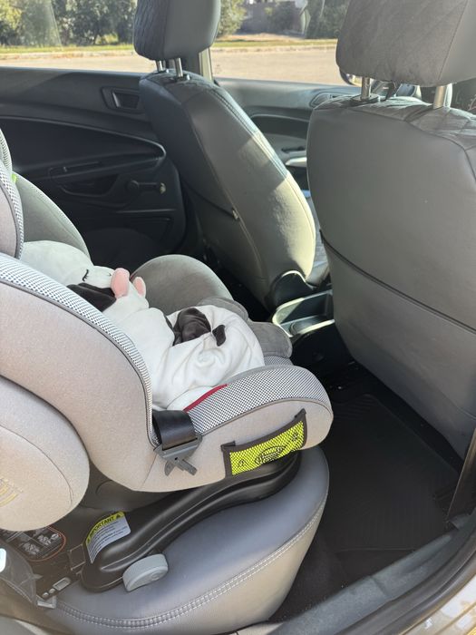 Ford Fiesta 2012 1.4 бензин автомат