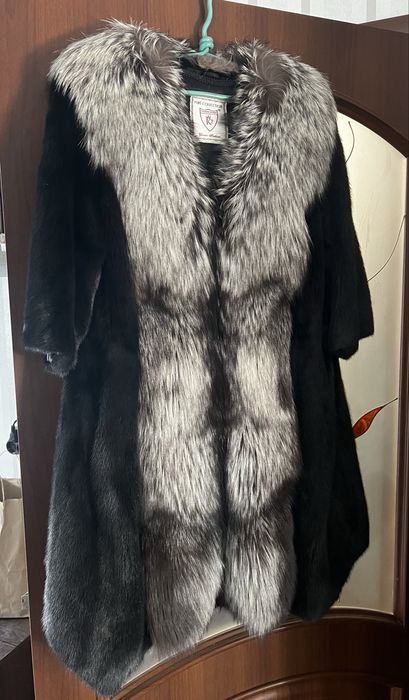 Новая! Натуральная норковая шуба с мехом чернобурки
