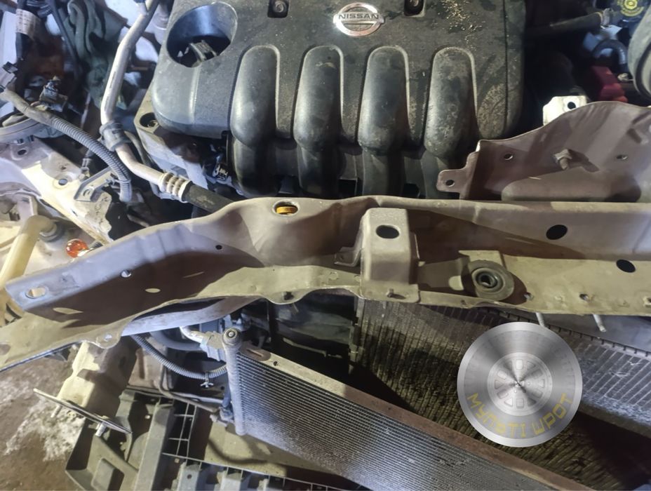Передняя панель кузова Nissan Note E11, 2009 г.