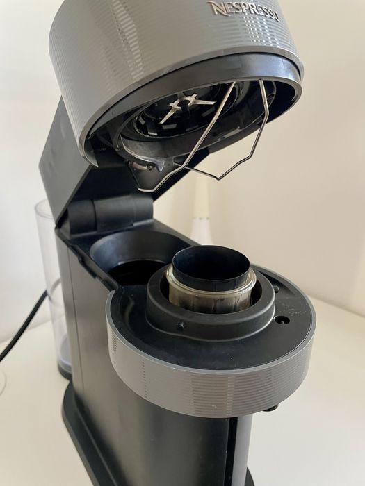 Ekspres kapsułkowy do kawy nespresso vertuo