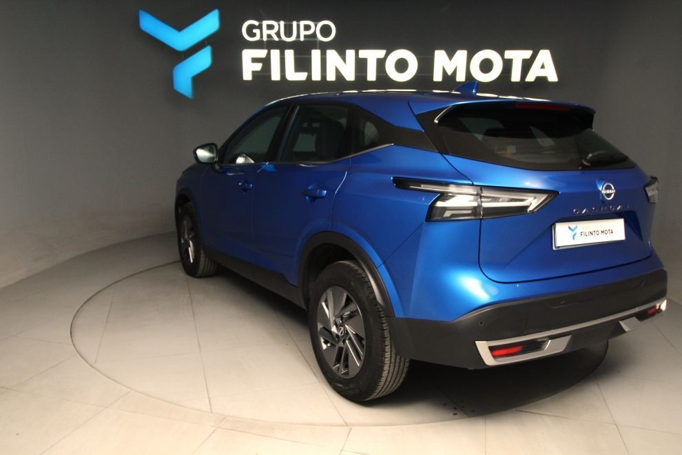 Nissan Qashqai 1.3 DIG-T Acenta Xtronic foto 4