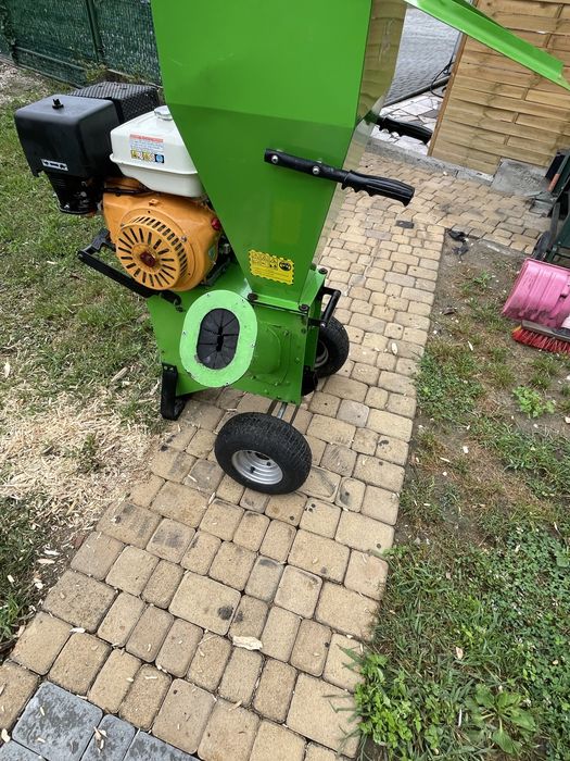 Rębak Rozdrabniacz  spalinowy do galezi 15km Profesionalny