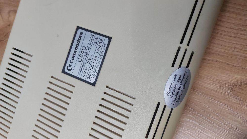 Commodore c64 + monitor